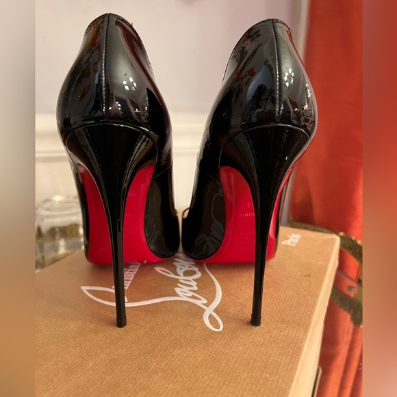 HOT‼️🔥 So Kate Louboutin’s❤️ - Picture 3 of 9